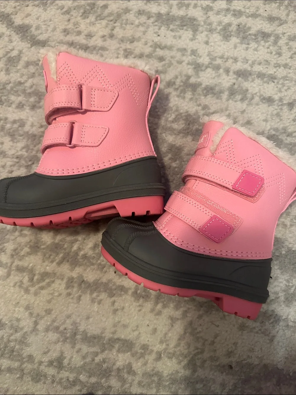 Toddler pink/grey snow boots